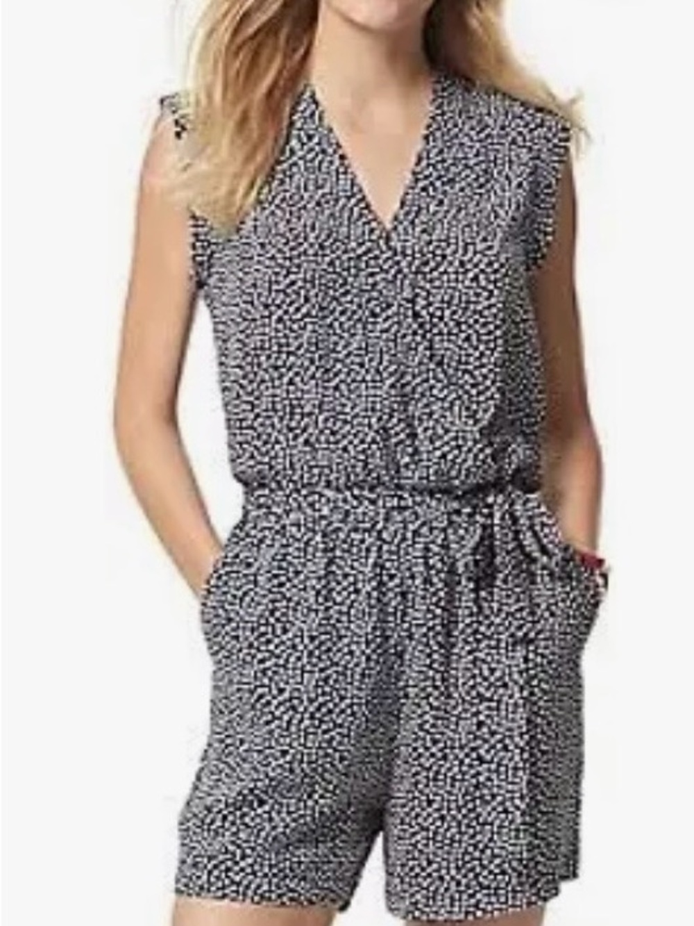 Tommy Hilfiger Navy & White Star & Dot Faux Wrap Romper w/ Pockets Size 2 
New